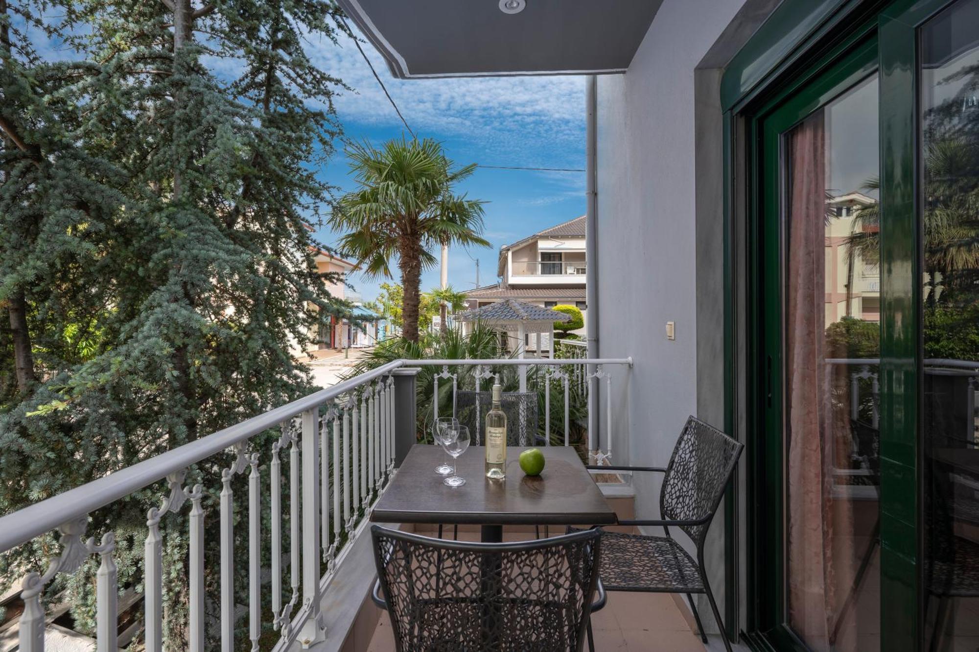 Paradise Vrasná Dış mekan fotoğraf